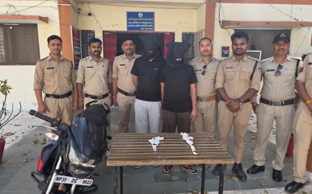 पन्ना पुलिस द्वारा कोतवाली थाना क्षेत्र में अशोका होटल के सामने कट्टे से हवाई फायर कर दहशत फैलाने वाले 02 आरोपियों को किया गया गिरफ्तार :