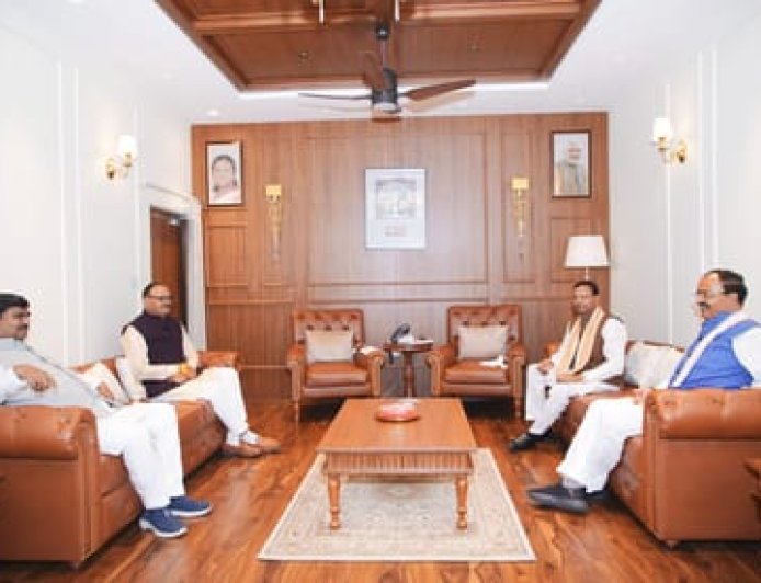 यूपी: दोनों डिप्टी सीएम की मौजूदगी में हुई भाजपा कोर कमेटी की बैठक, सीएम योगी नहीं हो सके शामिल; हुआ ये फैसला