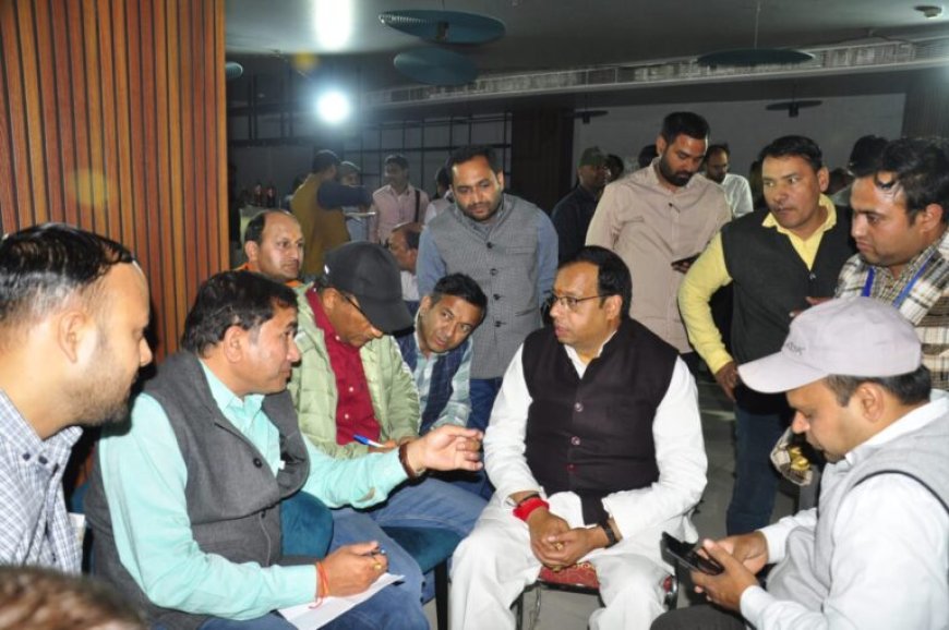 एलपीजी गैस की कालाबाजारी रोकने के लिए जिले में क्षेत्रवार क्यूआरटी टीम गठित की गई है।गैस की कालाबाजारी रोकने के लिए जिले में क्षेत्रवार क्यूआरटी टीम गठित की गई है। देखिए पूरी खबर