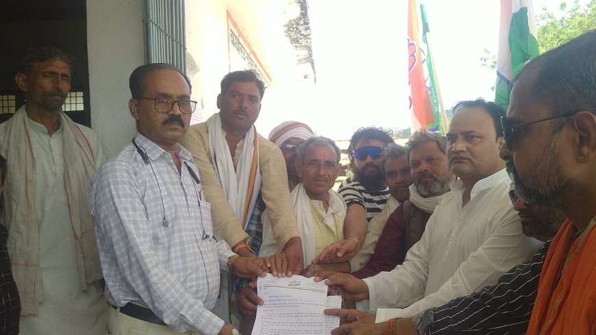 गैस सिलेंडर पेट्रोल और डीजल की कमी ओर बढ़ी कीमतें को लेकर कांग्रेस कमेटी ने सौंपा ज्ञापन: