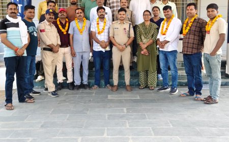 धरमपुर थाना से स्थानांतरित पुलिसकर्मियों को दी गई भावभीनी विदाई