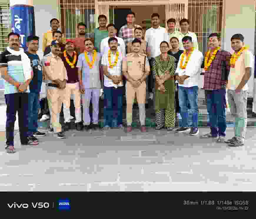 धरमपुर थाना से स्थानांतरित पुलिसकर्मियों को दी गई भावभीनी विदाई