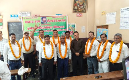 इलेक्ट्रो होम्योपैथिक मेडिकल प्रैक्टिशनर एसोसिएशन के सानिध्य में काशी-विंध्य क्षेत्र चिकित्सक संघ के तमाम चिकित्सक हुकूलगंज, वाराणसी में उपस्थित होकर संगठन विस्तार पर चर्चा किये।