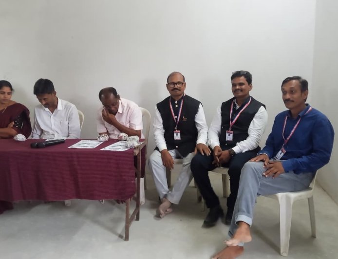 भारतीय मानवाधिकार सेवा संगठन नागपुर महाराष्ट्र टीम जिला हेड मुख्य जिला मीडिया इंचार्ज सुनील हजारे सर के द्वारा तथा उनकी टीम  द्वारा मीटिंग का आयोजन किया गया।