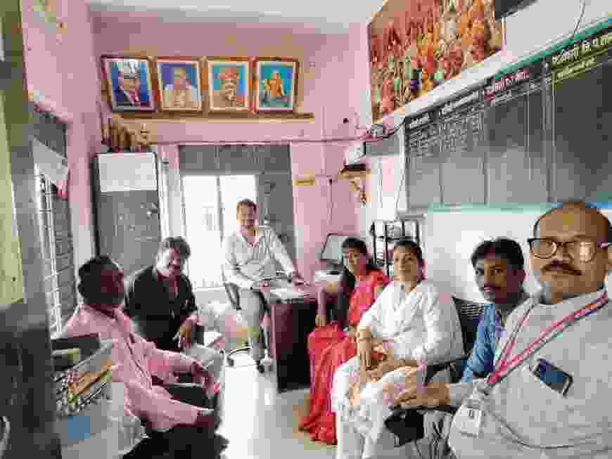 आज जि. प. उच्च. प्राथ. शाळा अरोली मध्ये आनंददायी शनिवार अंतर्गत 1 ते 5 वी मध्ये राष्ट्रभक्तिपर वेशभूषा... 6 वी ते 8 वी मध्ये समूहगीतगायन हे उपक्रम घेण्यात आले.